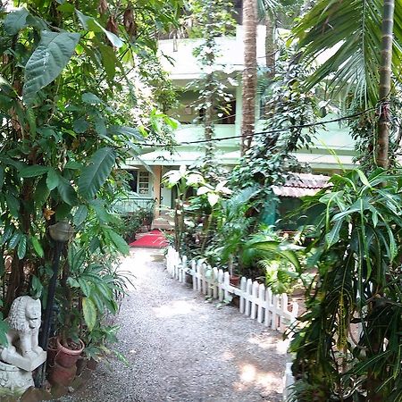 Green Woods Bethlehem Kochi Exterior foto